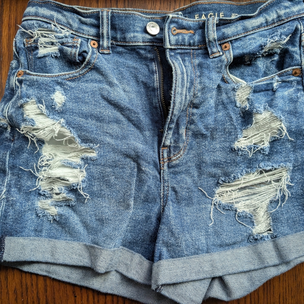 American Eagle Outfitters Ripped Blue Jean Shorts size 4